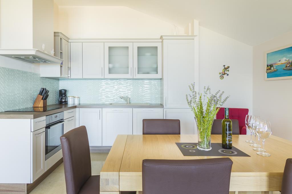 Luxury Apartments Villa Matea Malinska Zewnętrze zdjęcie